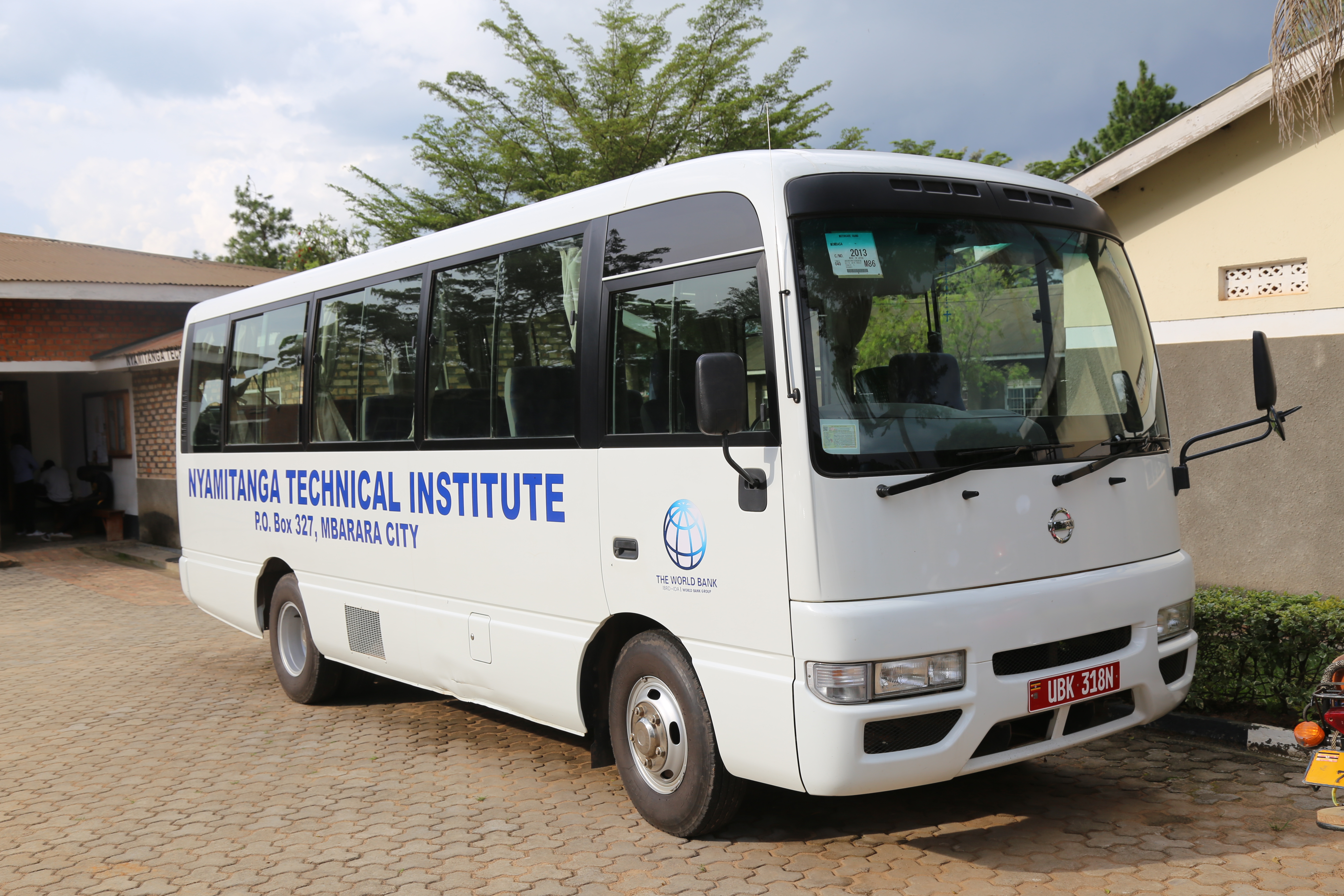 institution Bus